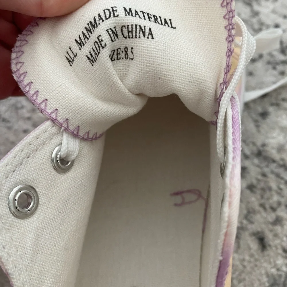 Restricted lilac yellow Tie Dye lace up platform Sneakers nwot